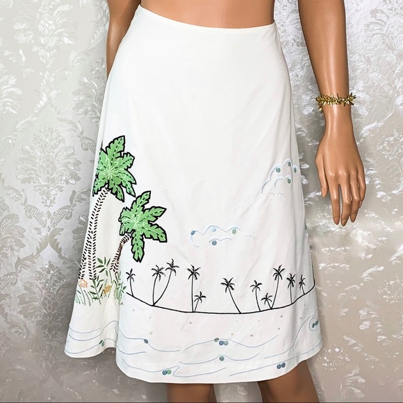 Tommy Bahama Dresses & Skirts - Tommy Bahama Silk Embroider Beaded Tropical Skirt Tommy Bahama Dresses & Skirts - Tommy Bahama Silk Embroider Beaded Tropical Skirt